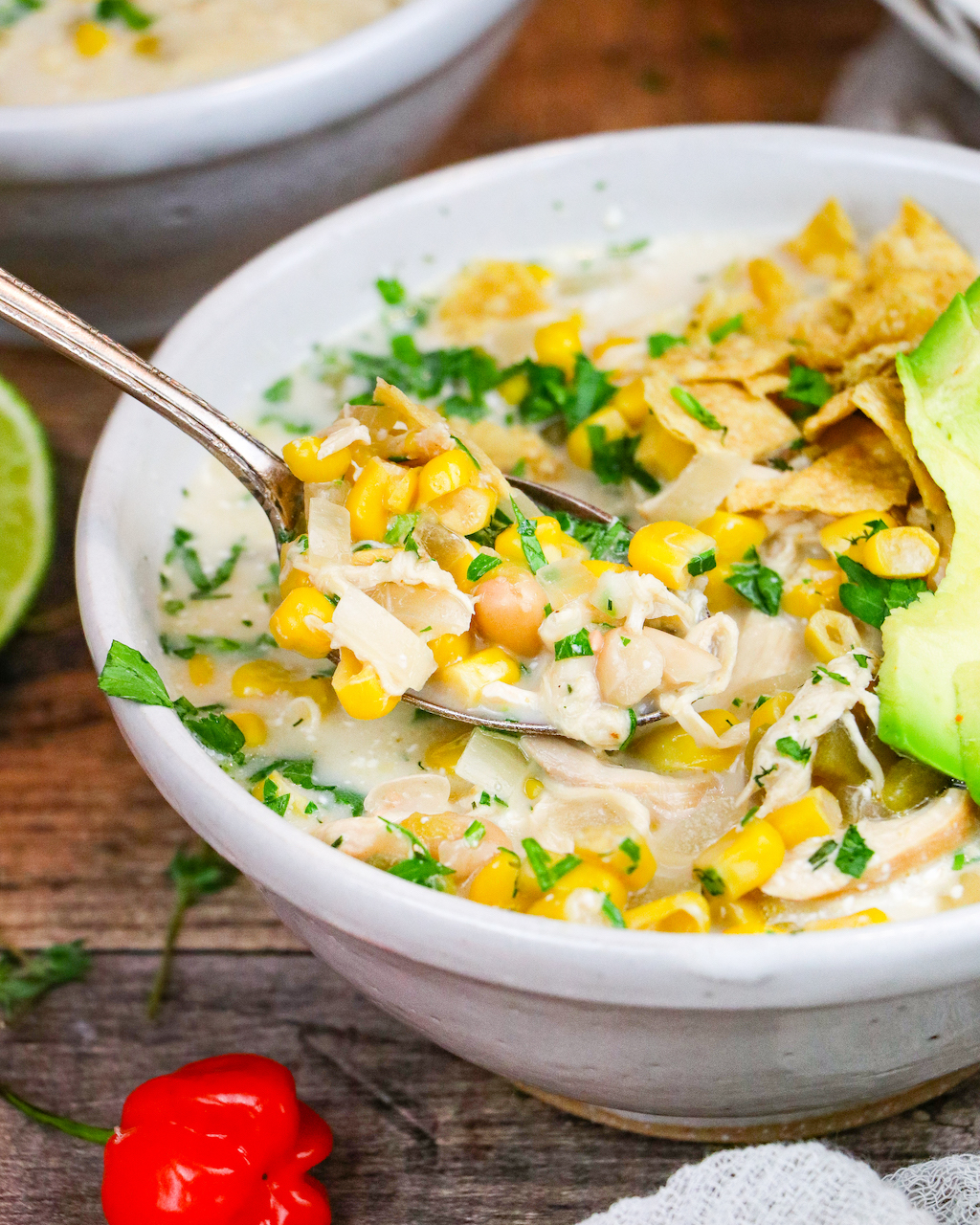 Slow Cooker Creamy White Chicken Chili